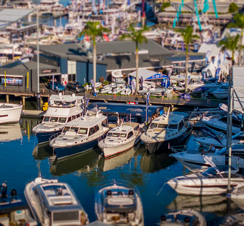 Palm Beach Motor Yachts